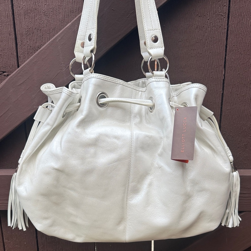 Elliott Lucca NWT Rare Anna Pearly Opalescent White Elegant Studded Hobo Bag - Picture 7 of 13